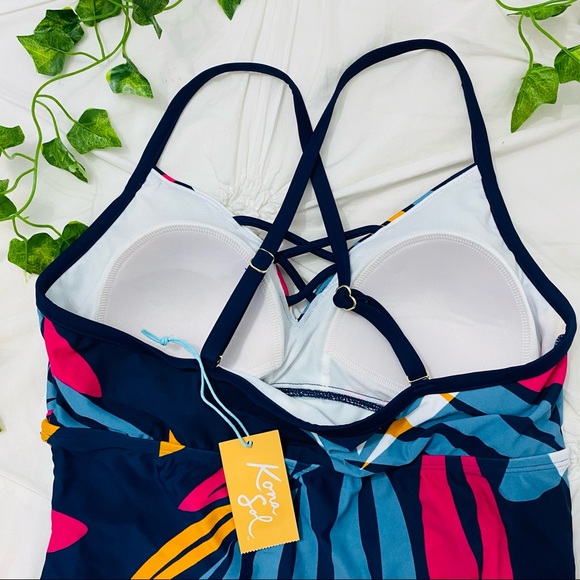 Pattern Swim Top - Picture 5 of 7